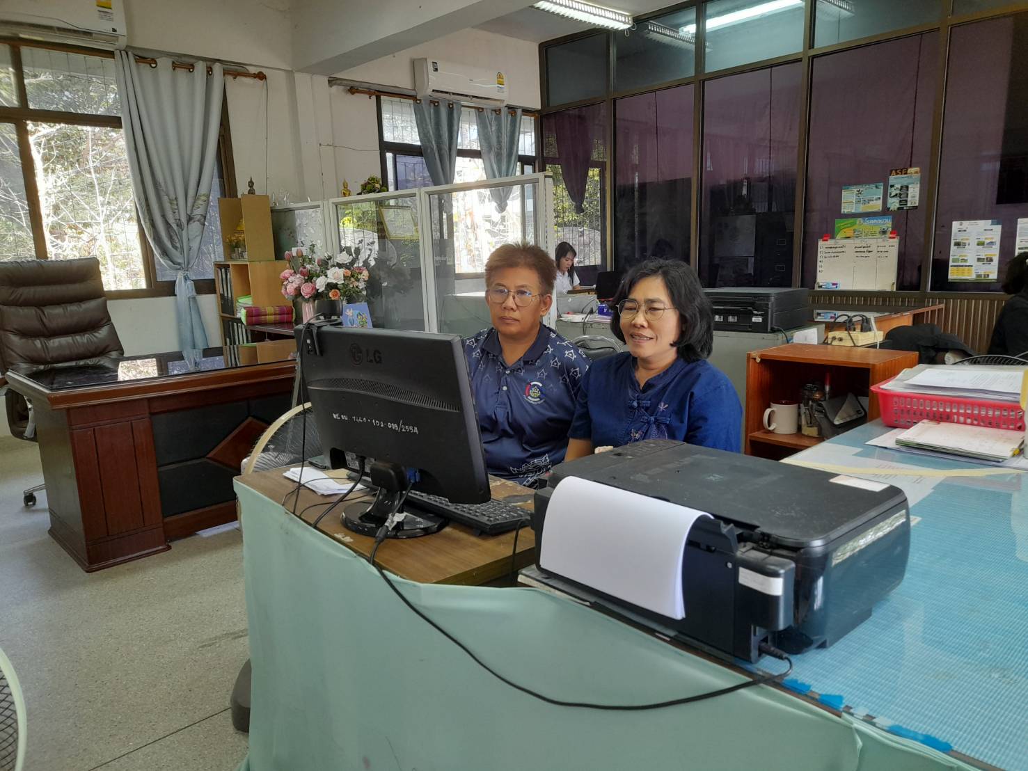 สำนักงานพัฒนาชุมชนอำเภอนาเยีย จังหวัดอุบลราชธานี ขานรับนโยบายเร่งด่วนจากกรมการพัฒนาชุมชน เตรียมดำเนินมาตรการประหยัดพลังงานอย่างเข้มข้น ตามมติคณะรัฐมนตรี