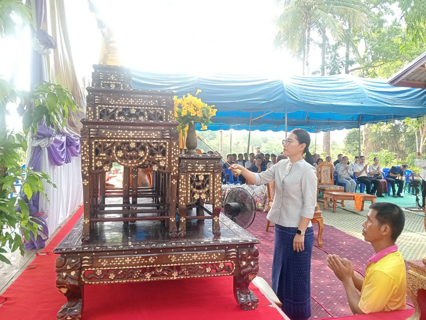 สำนักงานพัฒนาชุมชนอำเภอนาเยีย จังหวัดอุบลราชธานี วันอังคารที่ 21 เมษายน 2569 เวลา 09.00 น. เป็นต้น ไป นางสาวอัจฉรา สกุลศักดิ์ถาวร นายอำเภอนาเยีย เป็นประธานฝ่ายคฤหัสถ์ ในพิธีลาสิกขา โครงการบรรพชาสามเณรภาคฤดูร้อน เฉลิมพระเกียรติ ประจำปี 2569